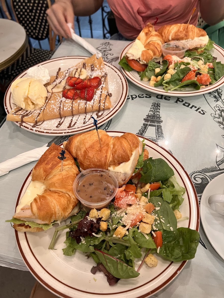 Crepes De Paris Photo 3