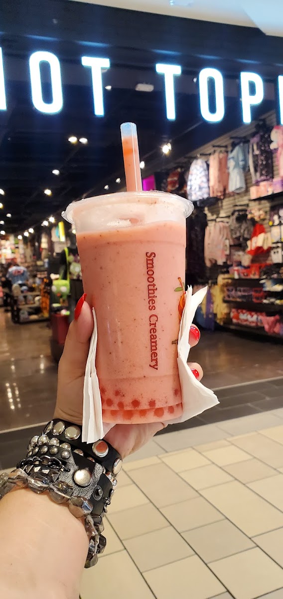 Smoothies Creamery Photo 2