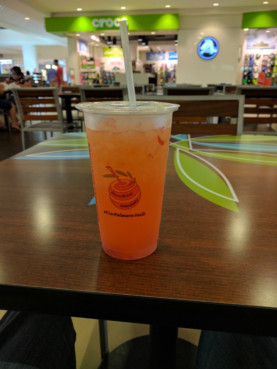 Smoothies Creamery Photo 5