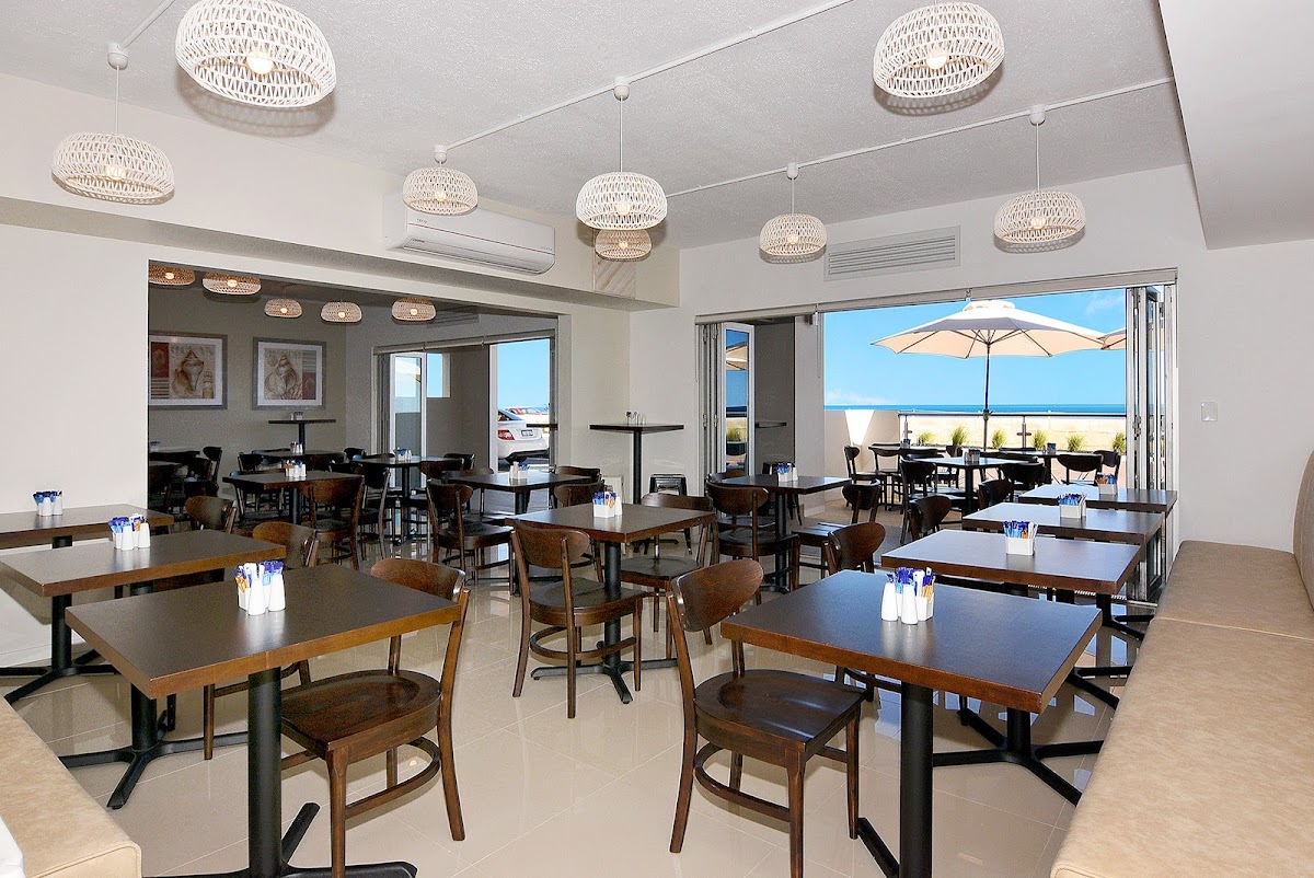 Ocean 205 Photo 4