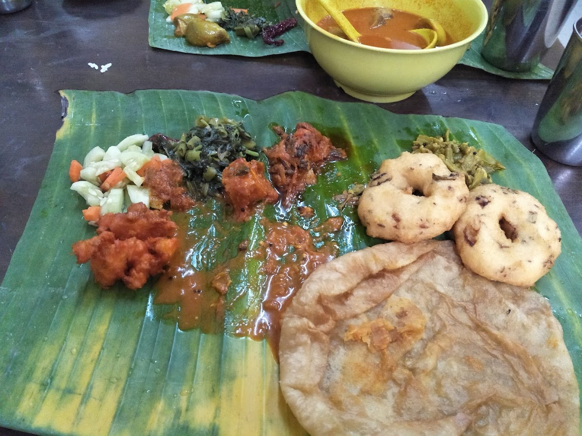 Lc Vegetarian and Organic Mart Photo 8