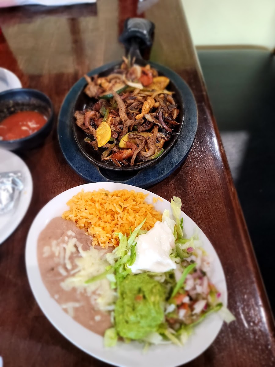 EL Charro Mexican Restaurant Photo 5