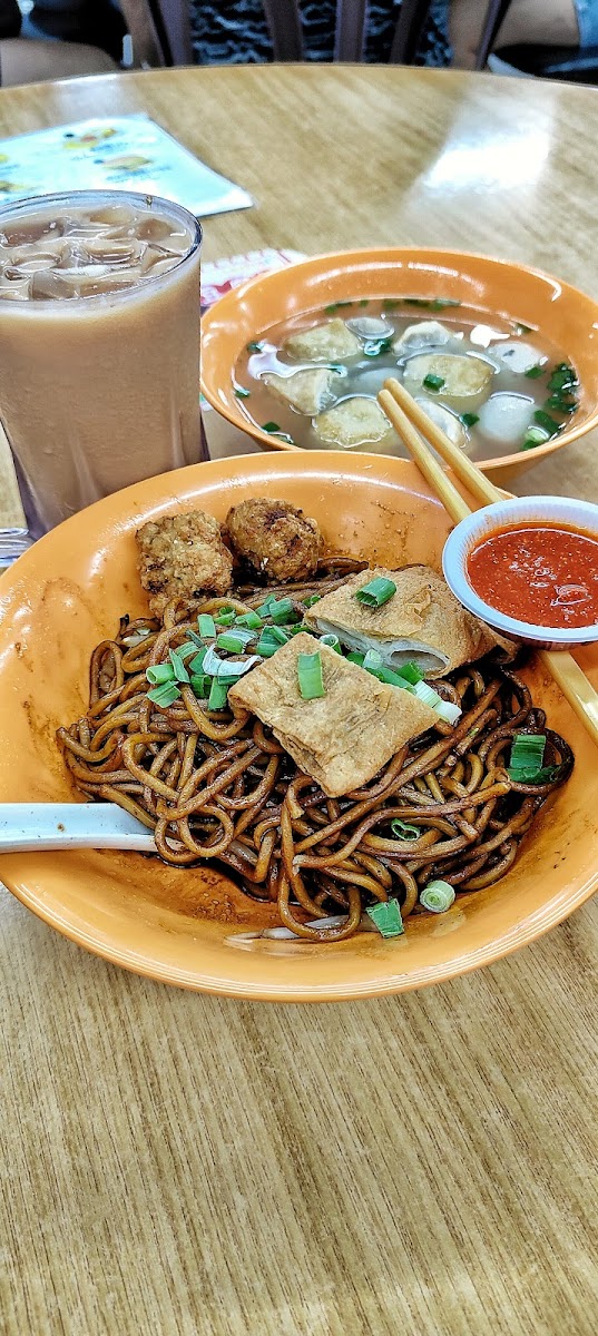 Kedai Kopi & Makanan Chun Heong 新全香咖啡店 Photo 9
