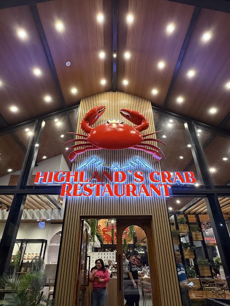 Highland's Crab Restaurant Photo 1