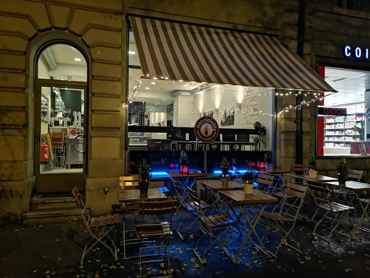 Caffè Bar : Nocciolato Specialty Coffee House