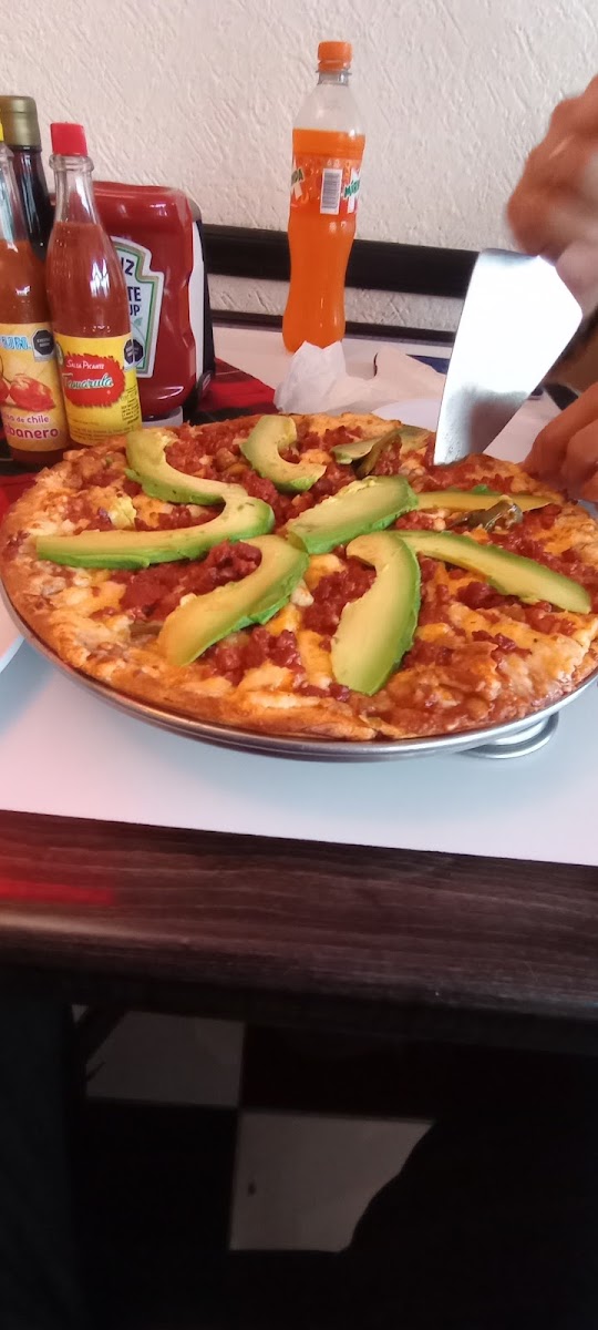 Charly pizza Photo 10