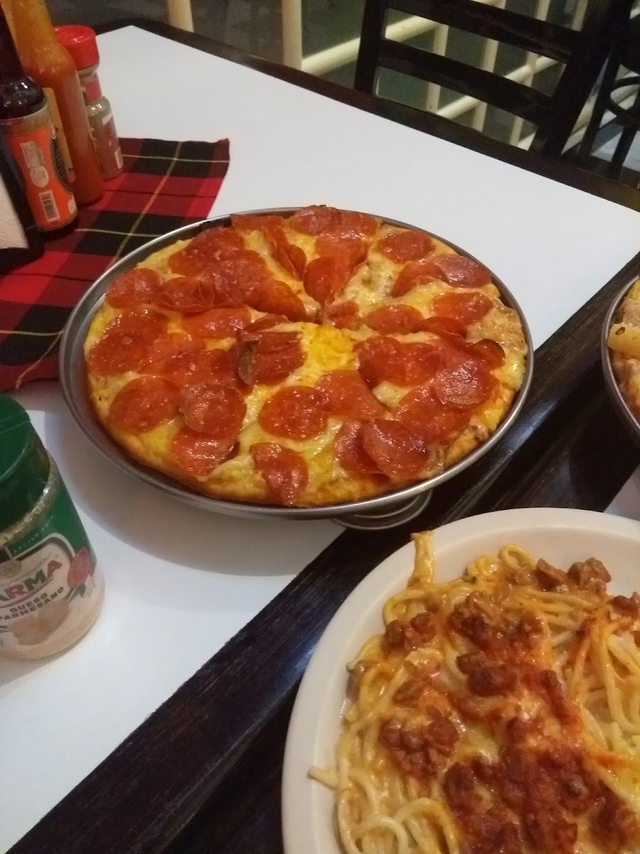 Charly pizza Photo 6