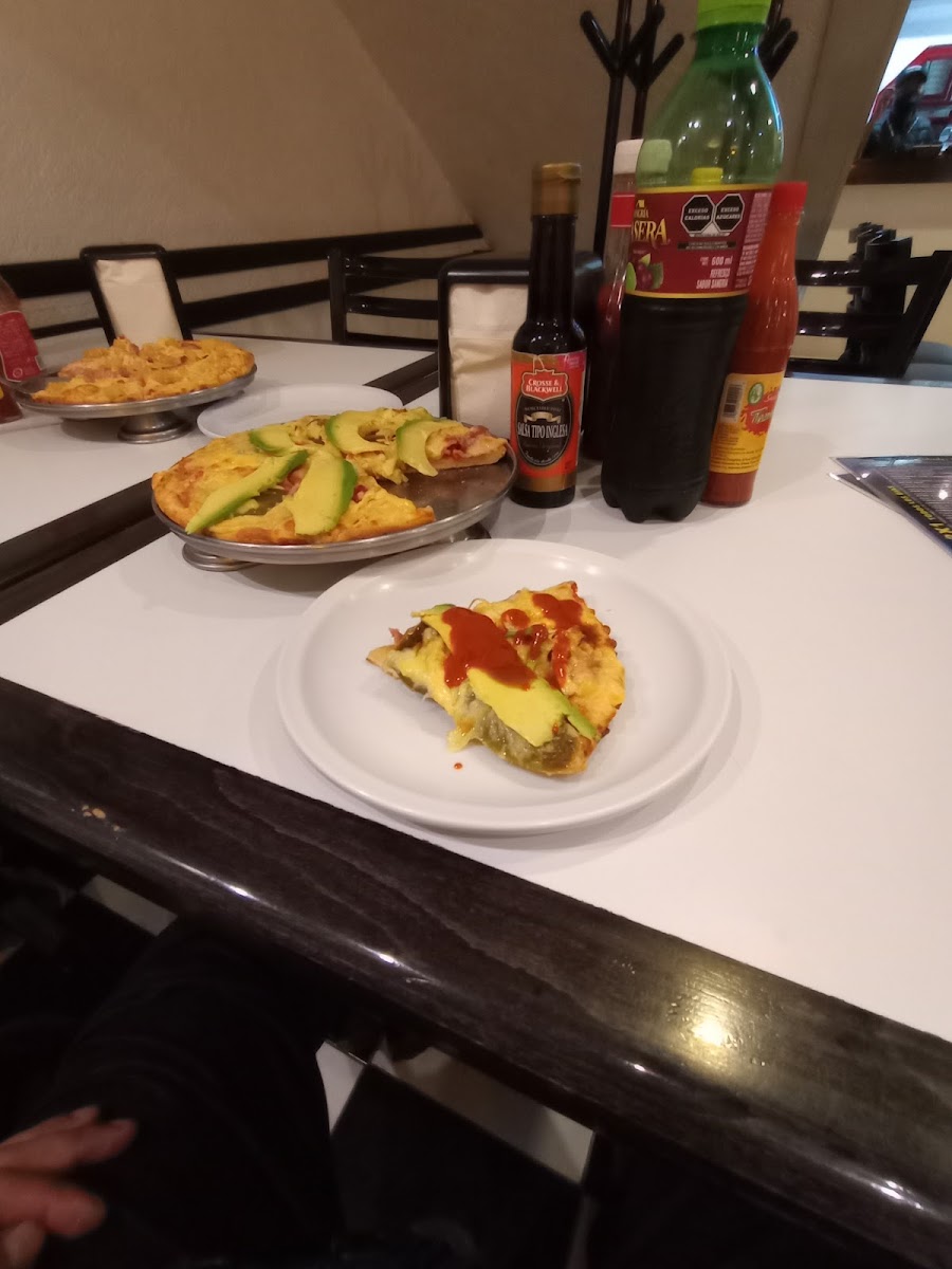 Charly pizza Photo 7