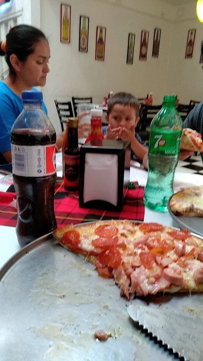 Charly pizza Photo 8