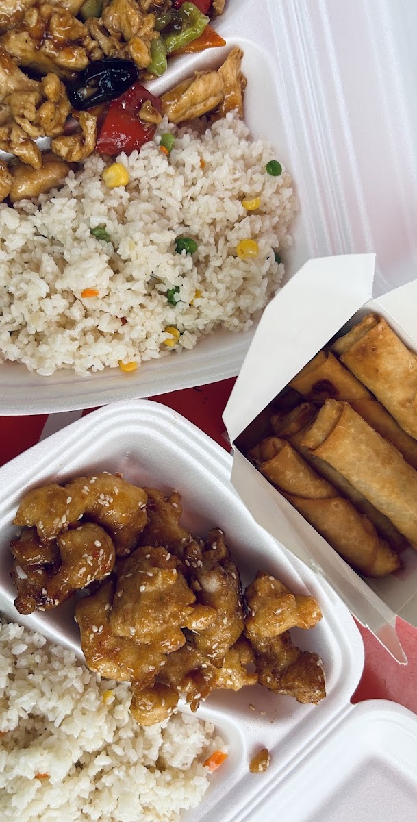 Good Hand Asian Food Photo 9