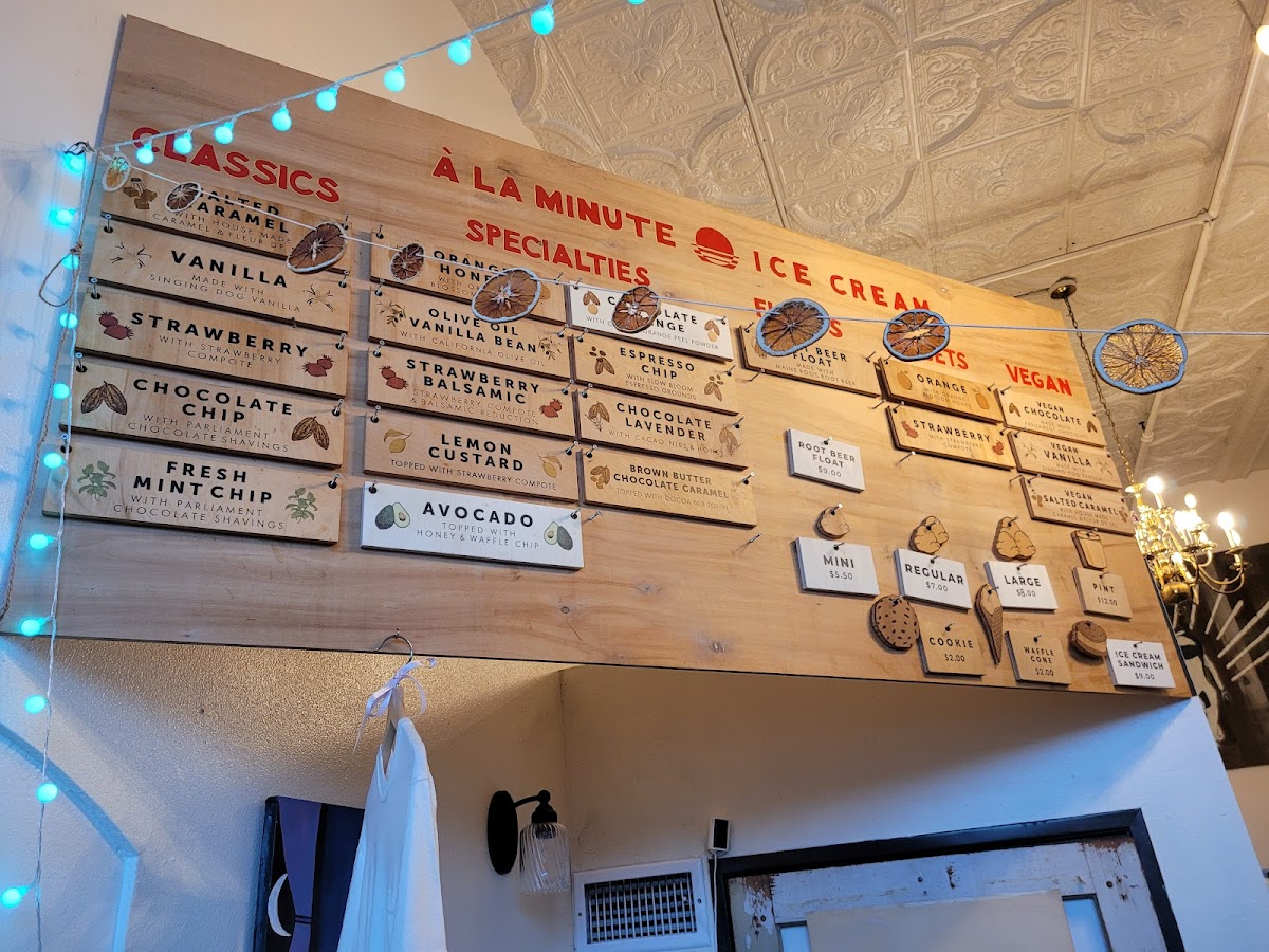 à la Minute Ice Cream Photo Menu 1