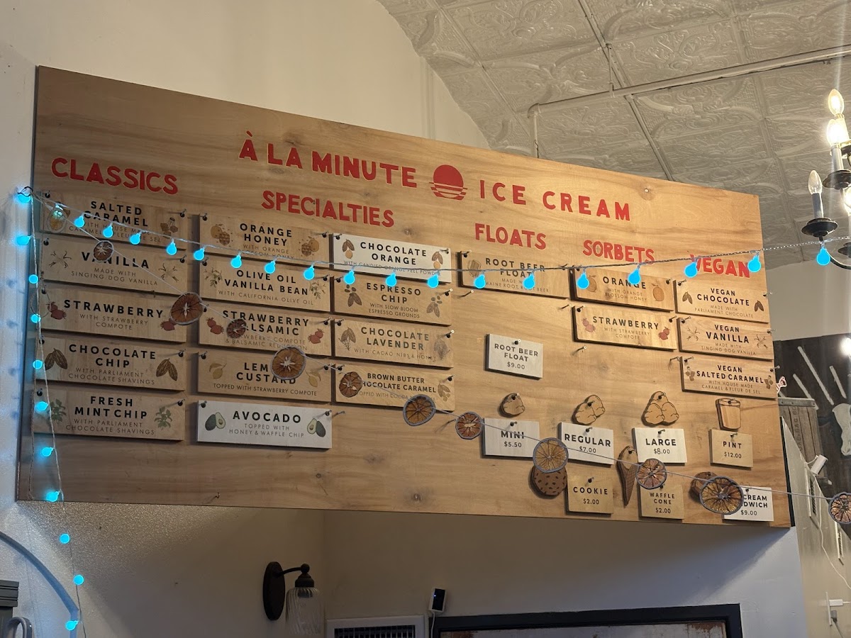à la Minute Ice Cream Photo Menu 2