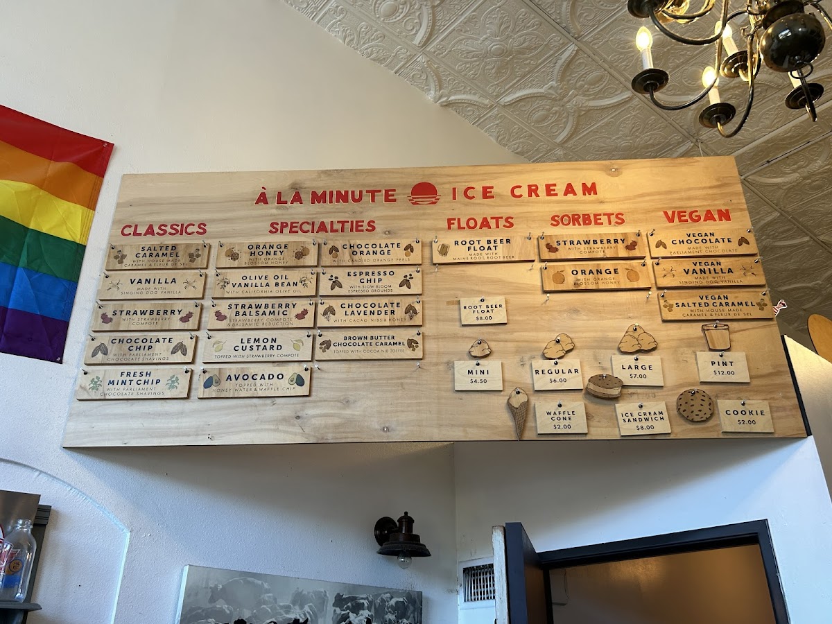 à la Minute Ice Cream Photo Menu 6