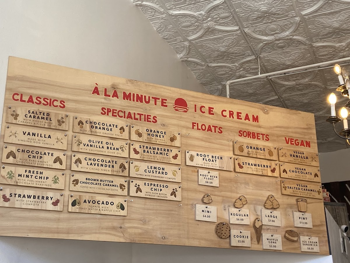 à la Minute Ice Cream Photo Menu 9