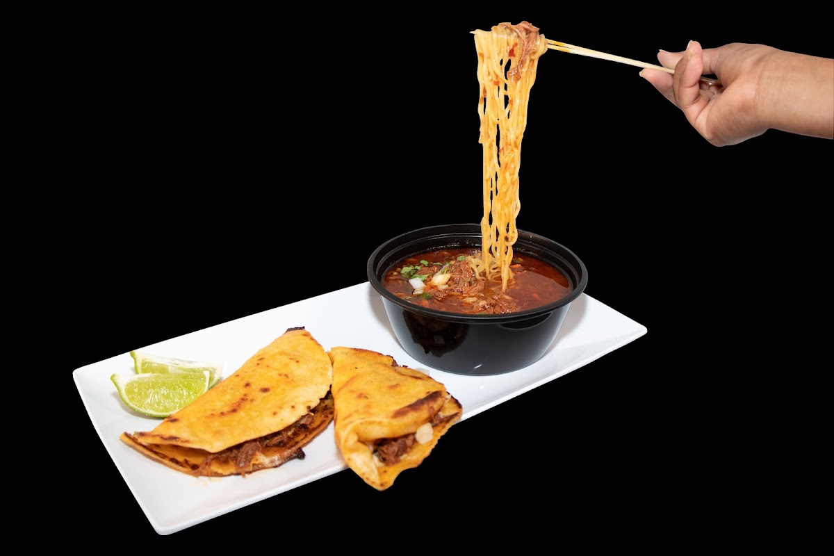 Que taco Burnsville Photo 10