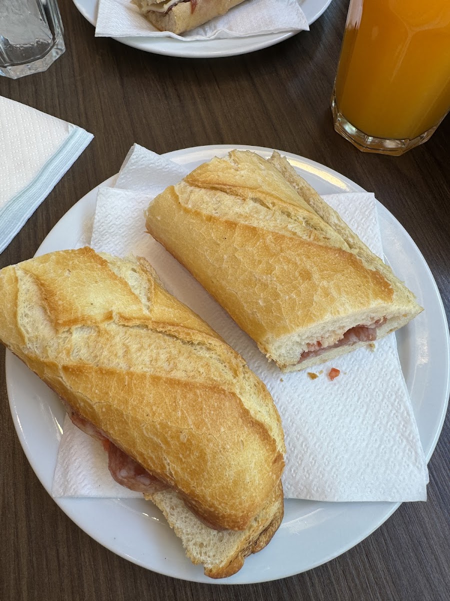 PANNIA CAFÉ Photo 5