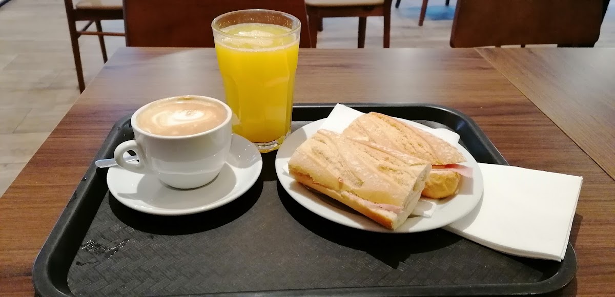 PANNIA CAFÉ Photo 9