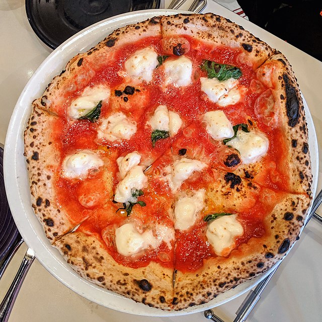 Pizzeria Da Filippo Pisa Photo 3