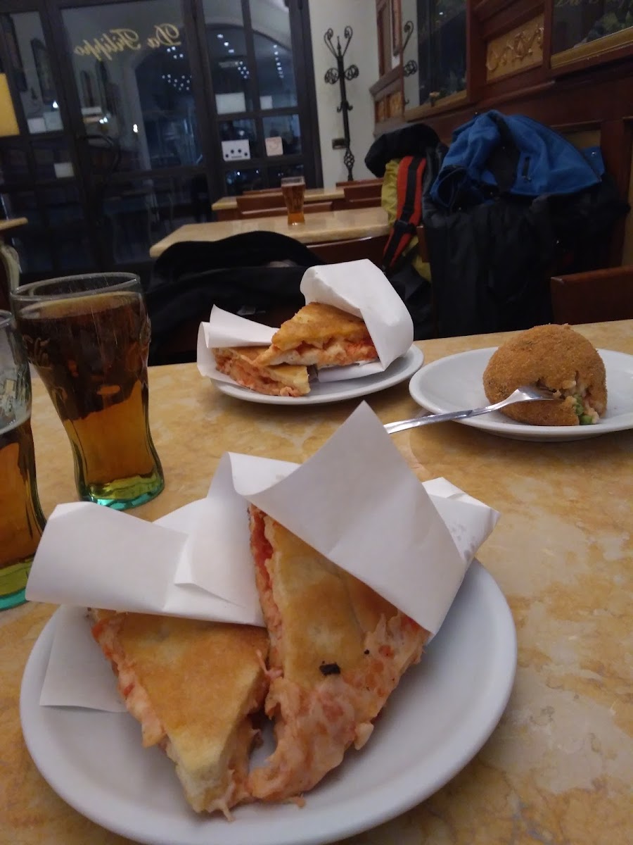 Pizzeria Da Filippo Pisa Photo 6