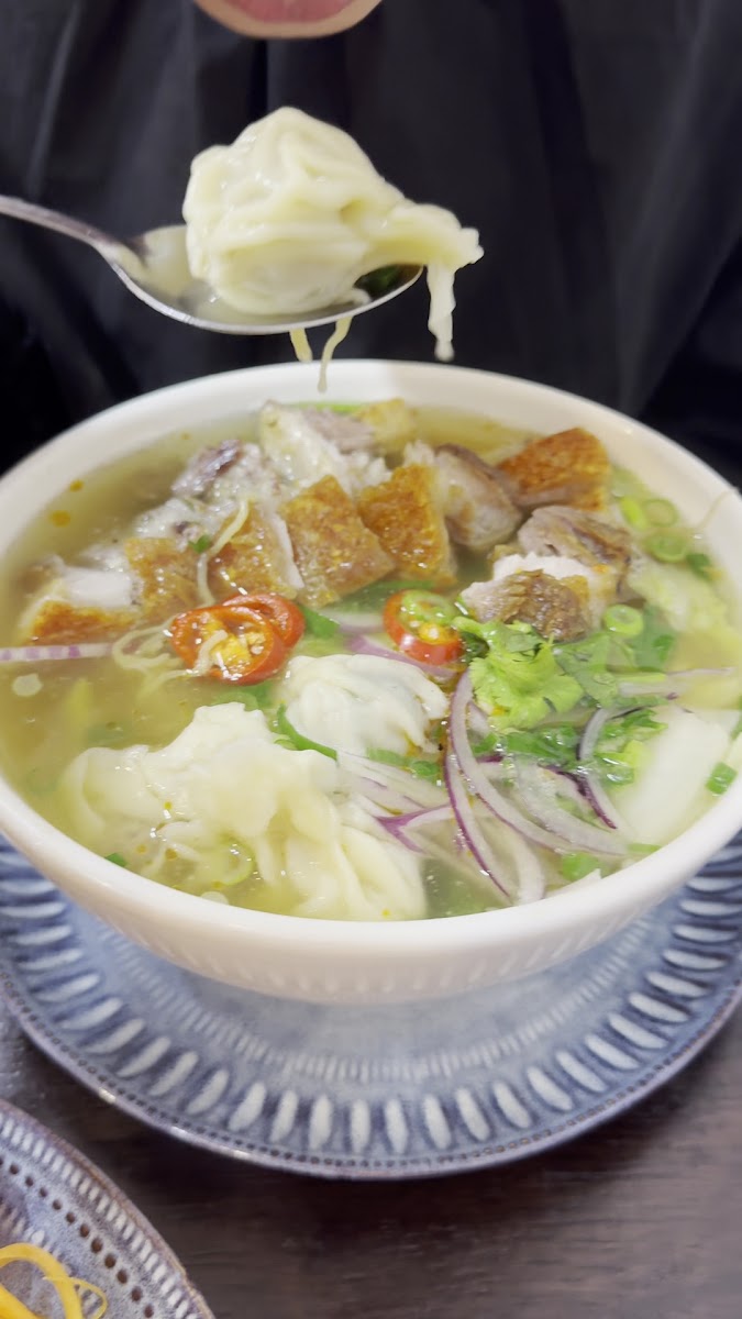 Pho Home Photo 2
