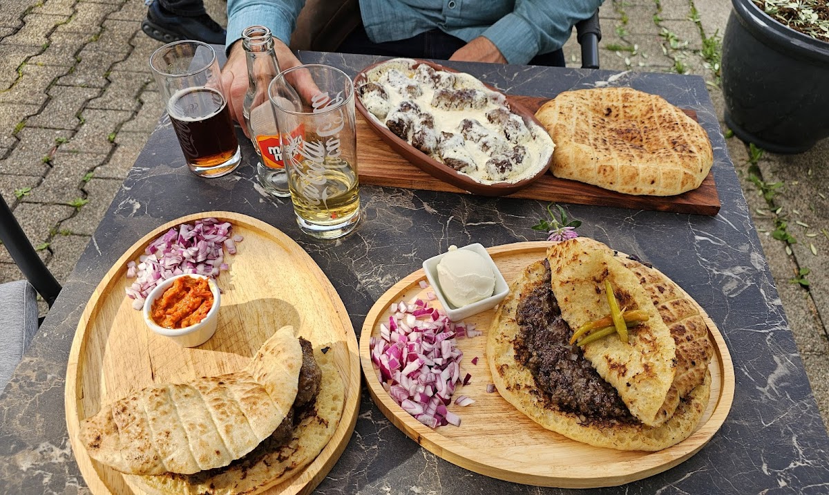 Merlin Balkan Grill Photo 3