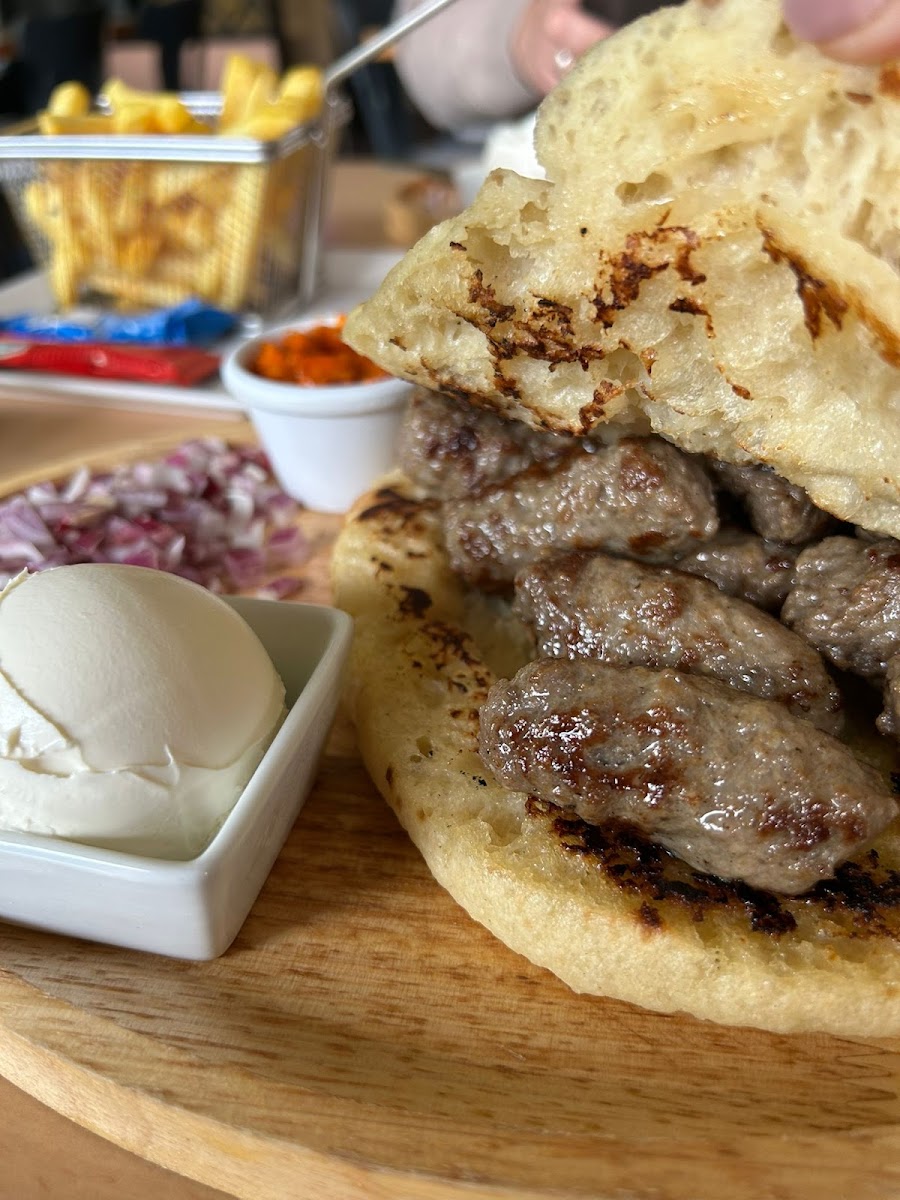 Merlin Balkan Grill Photo 5