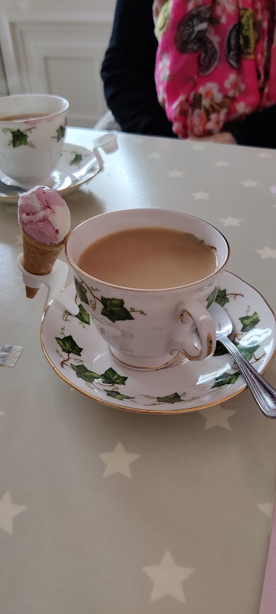 Whittle Vintage Tea Room & Café Photo 7