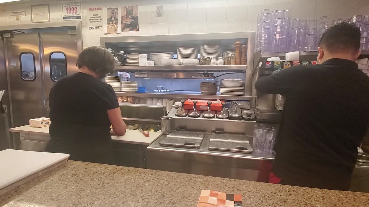 Seven Brothers Diner Photo 2