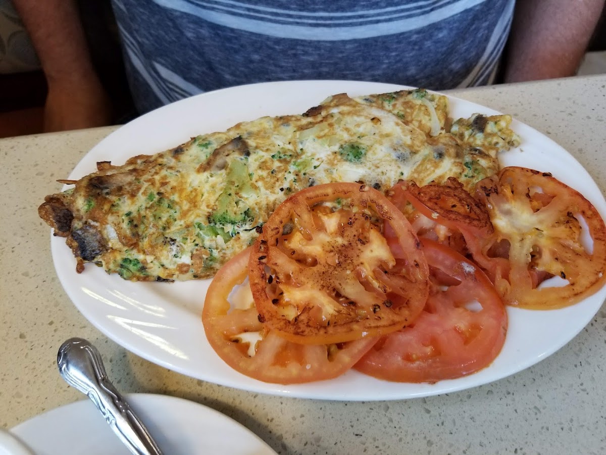 Seven Brothers Diner Photo 8