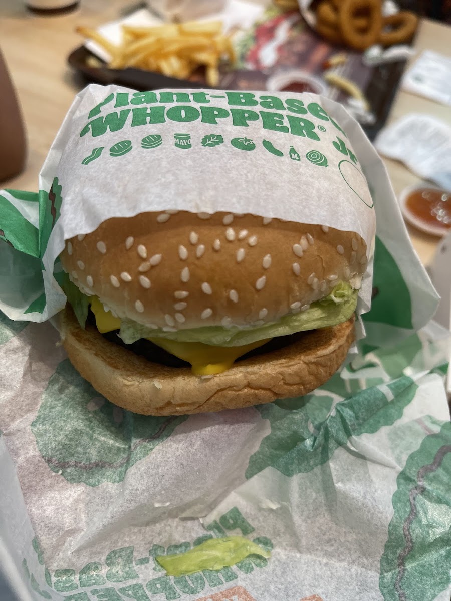 Burger King - Suvarnabhumi Airport T1 Photo 7