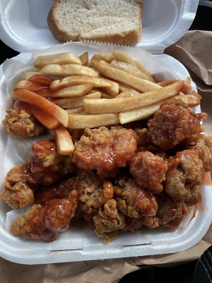 Harbor Chicken & Seafood Market Photo 5