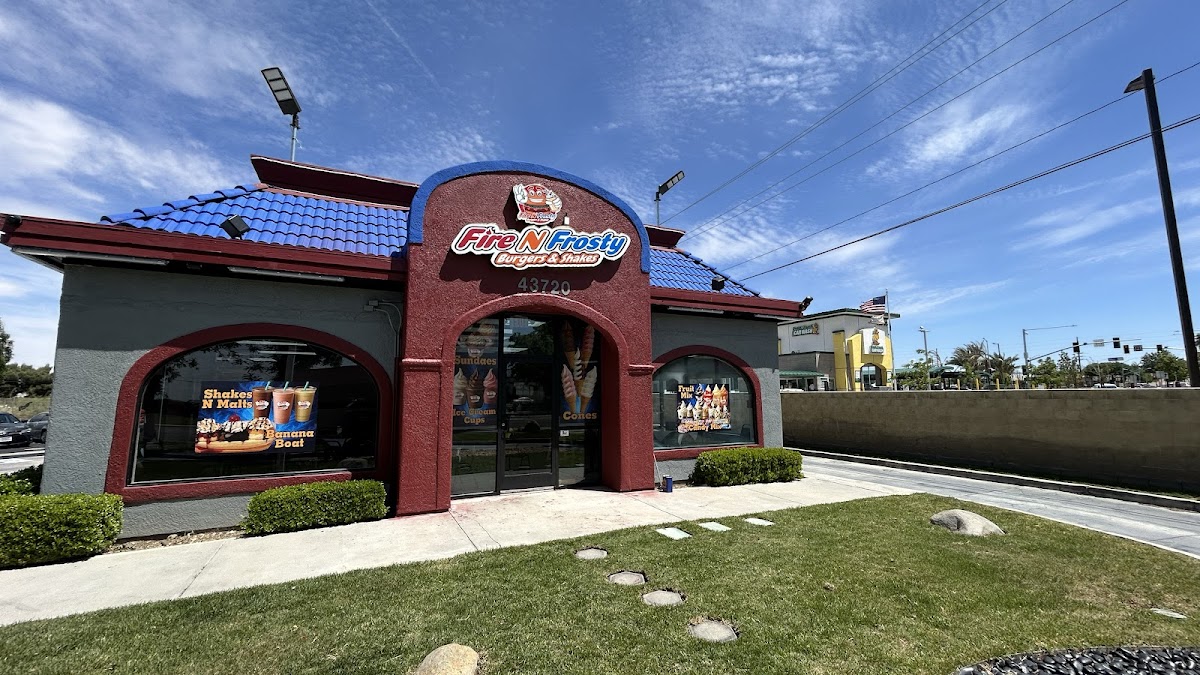 Fire N Frosty burgers and shakes