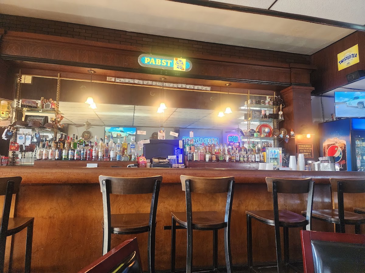 The Office Bar, Grill, Pizza Too! Photo 4