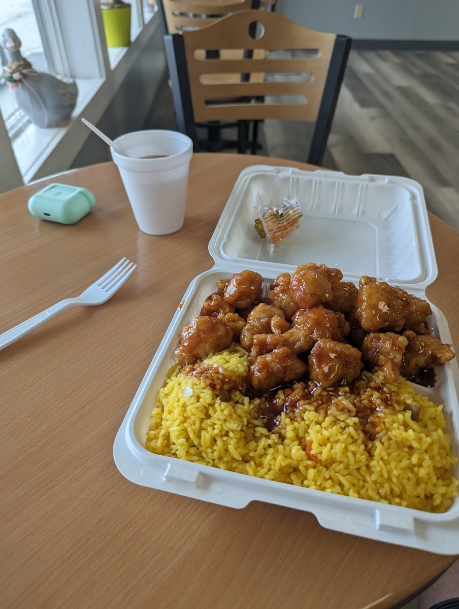 Mandarin Garden Photo 2