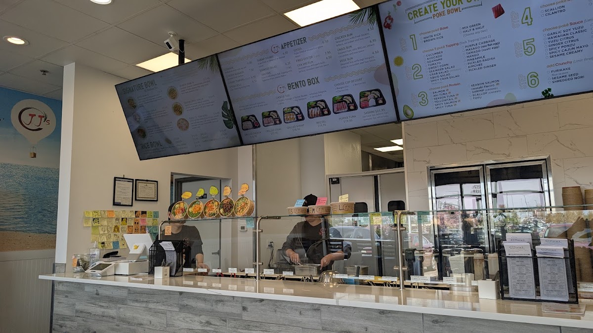 JJ'S POKE BOWL Photo 3