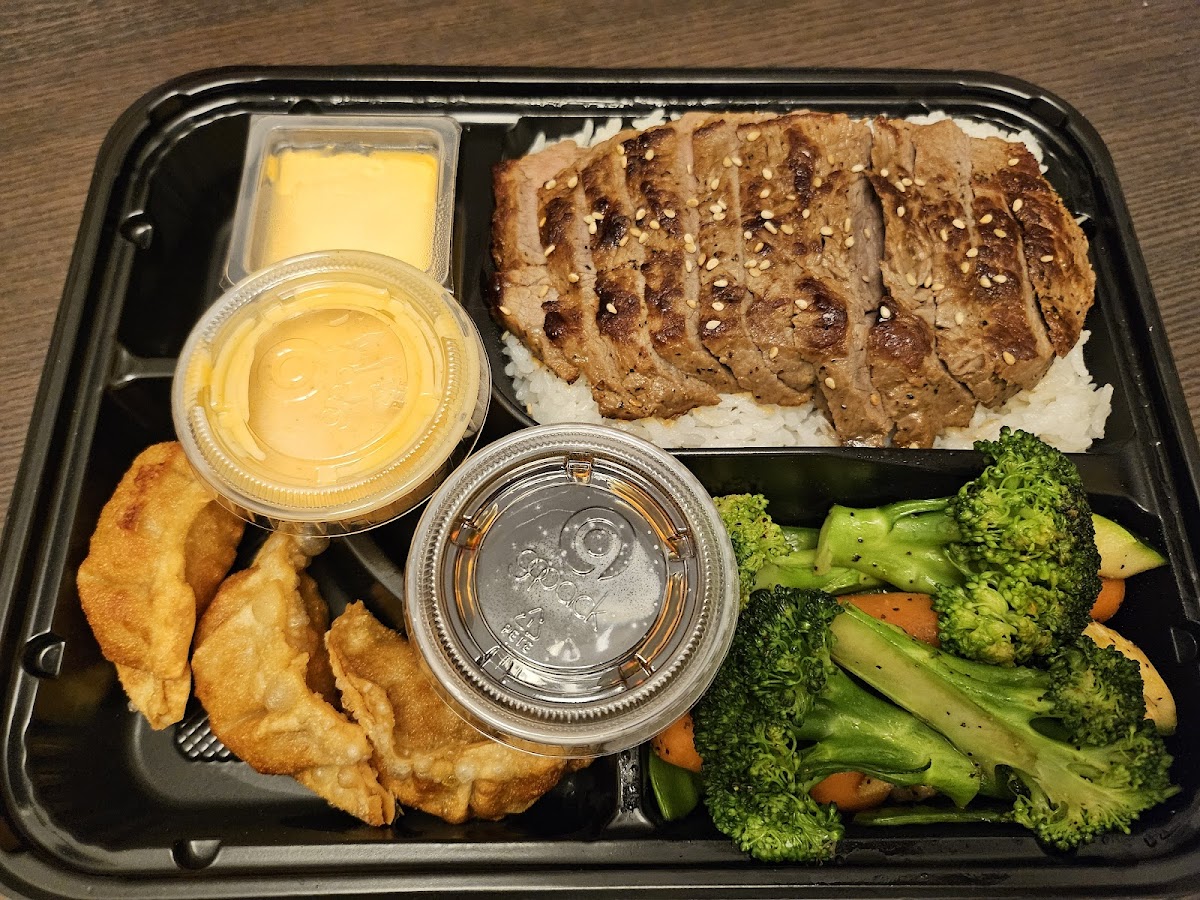 JJ'S POKE BOWL Photo 6