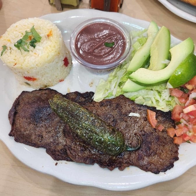 Mi Ranchito Restaurant & Pupuseria Photo 4