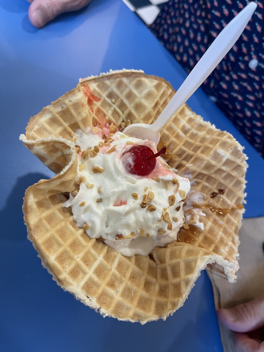 Goody's Bend — Handmade Chocolate, Popcorn, Ice Cream & Candy Photo 2