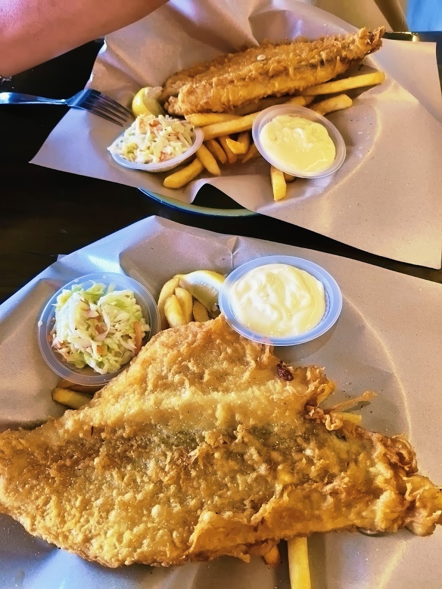 Kingfisher Fish & chips Photo 4
