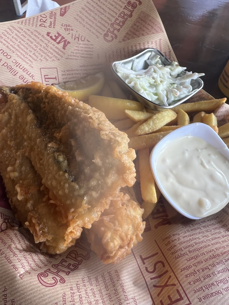 Kingfisher Fish & chips Photo 5