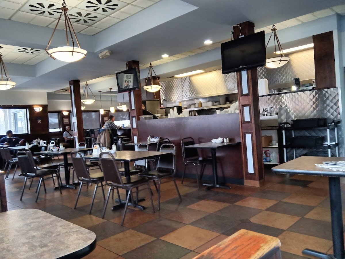 Farmington Diner Photo 4