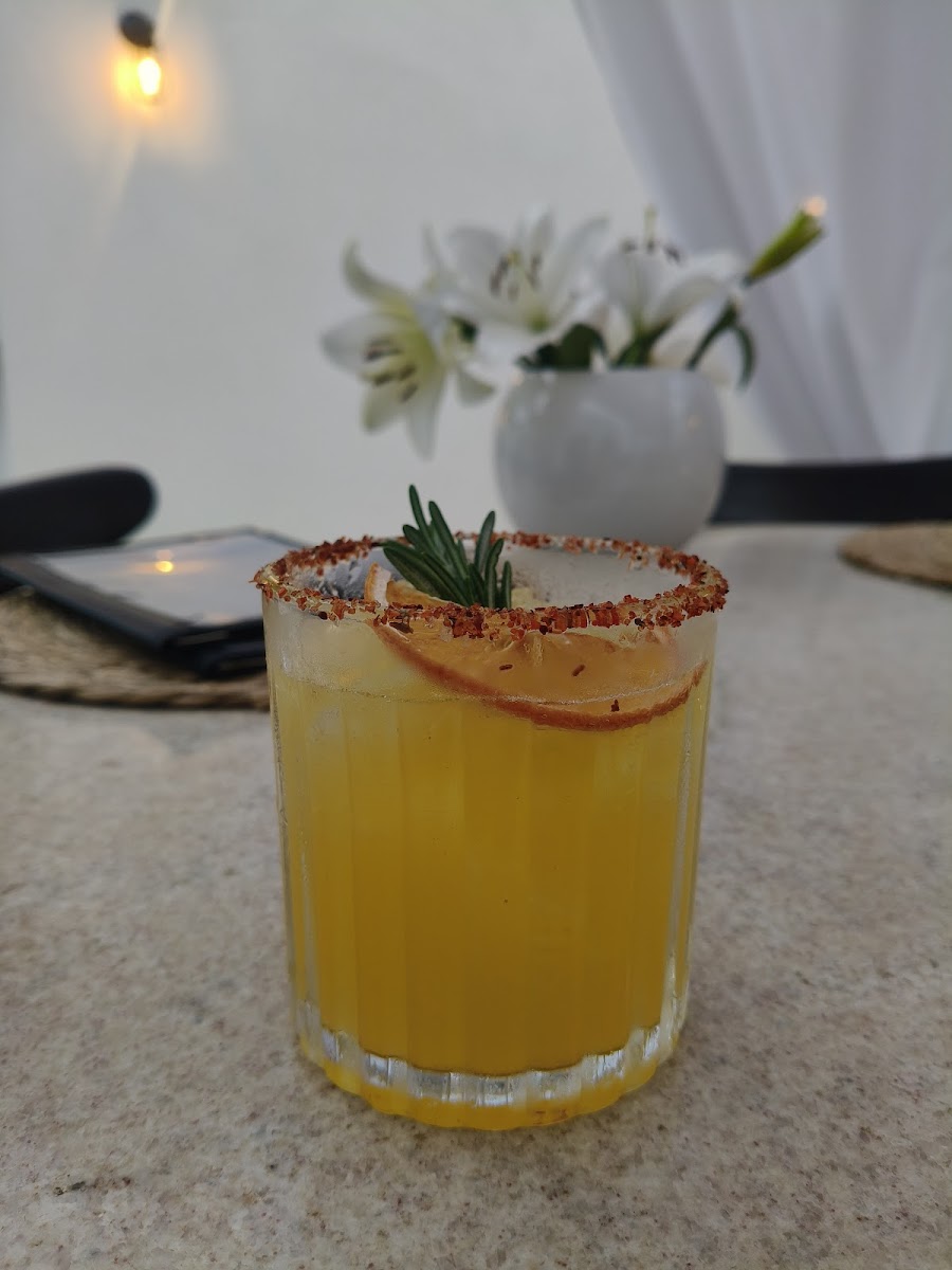 Besos de Mezcal Photo 4