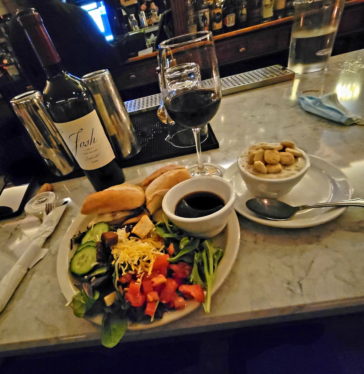 4th Street Bar and Grill Photo 2