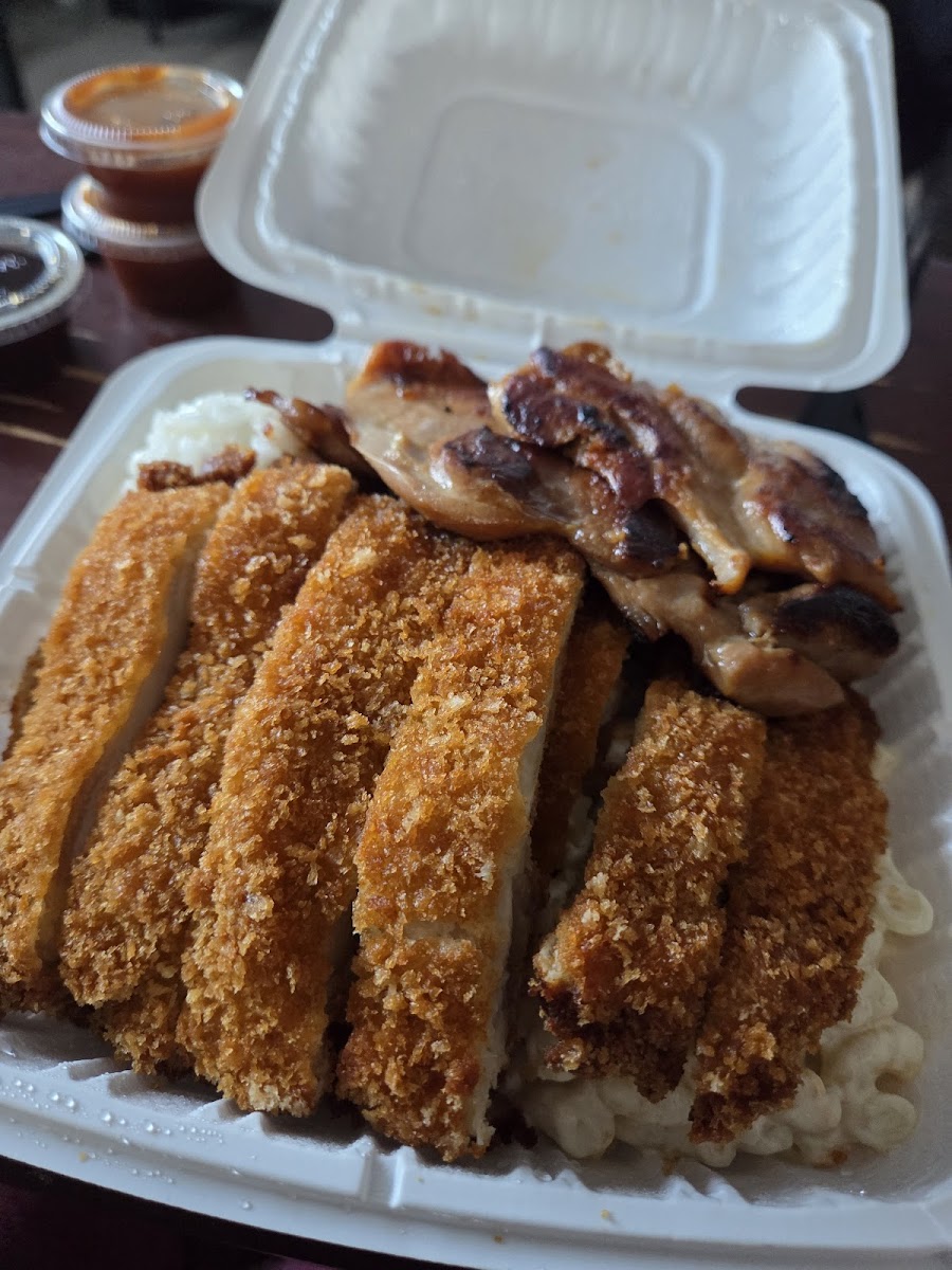 Luau Hawaiian BBQ and Poke Photo 9