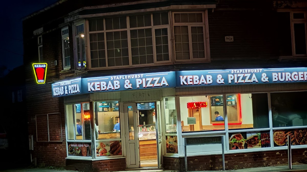 Staplehurst Kebab Pizza