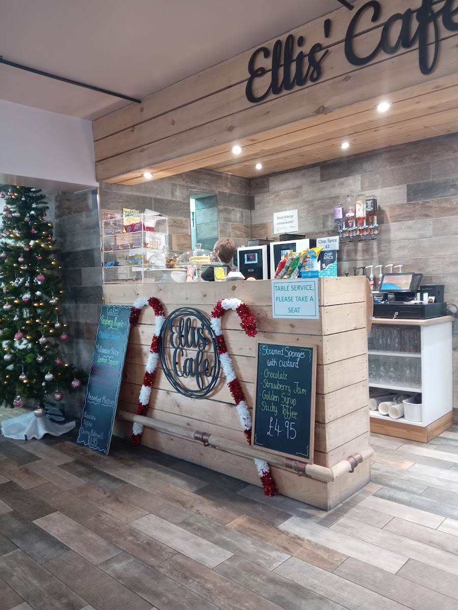 Ellis Cafe