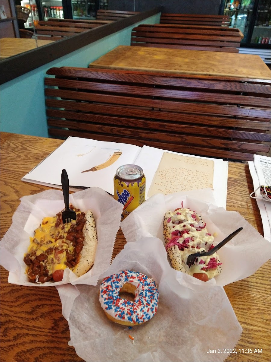 Pop-A-Top Sandwich Shop Photo 10
