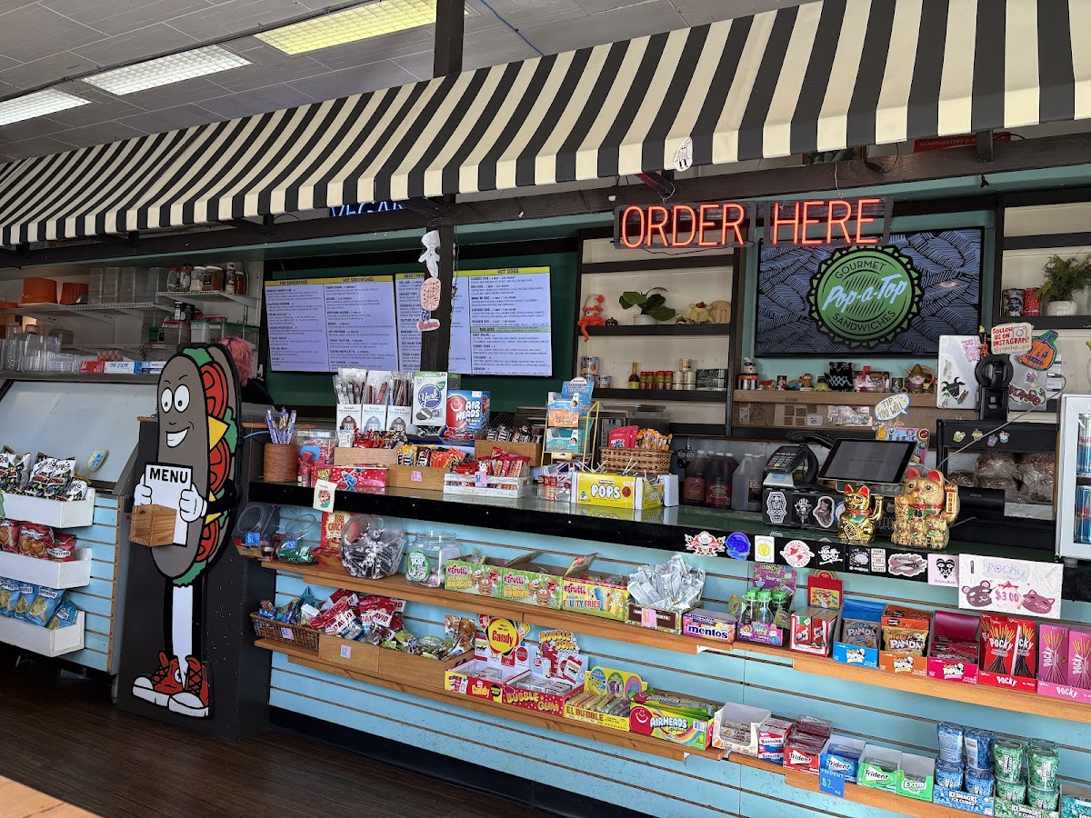 Pop-A-Top Sandwich Shop Photo 4