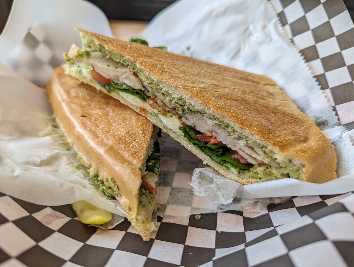 Pop-A-Top Sandwich Shop Photo 8