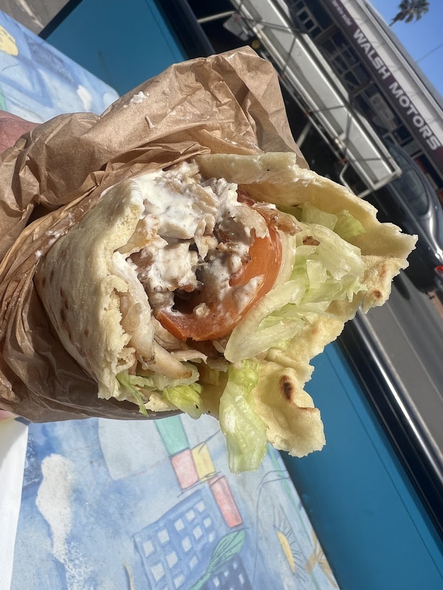 Duhok Souvlaki & Pizza Grill Photo 4